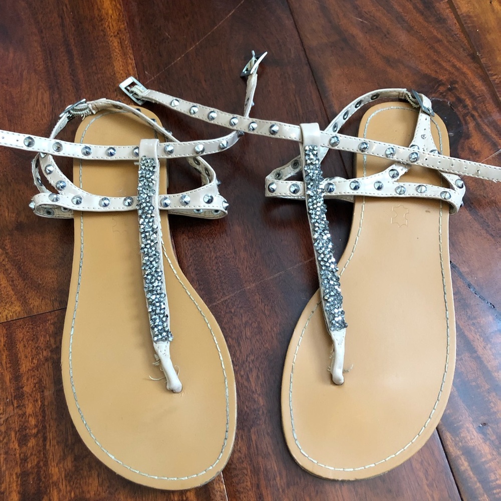 Sparkly sandals 💙